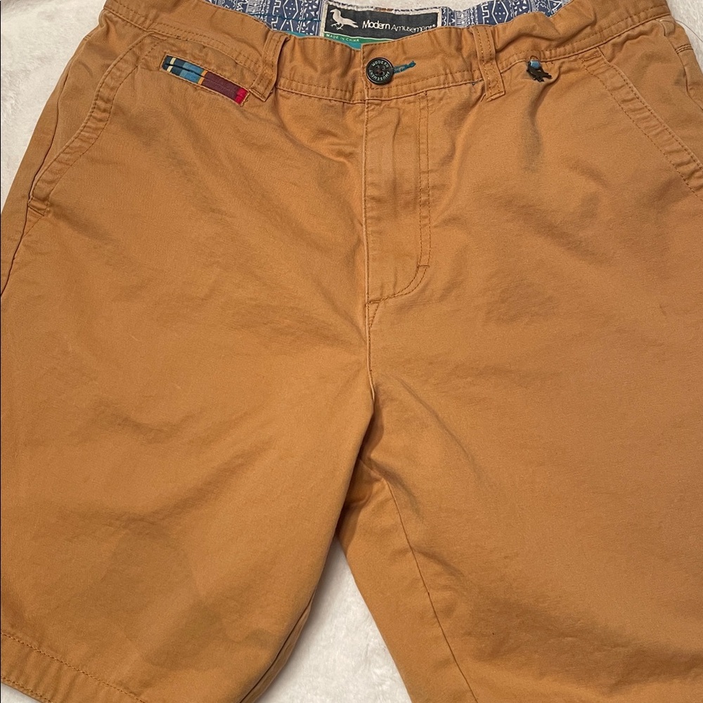 Modern Amusement Men's Brown Chino Shorts 33‎